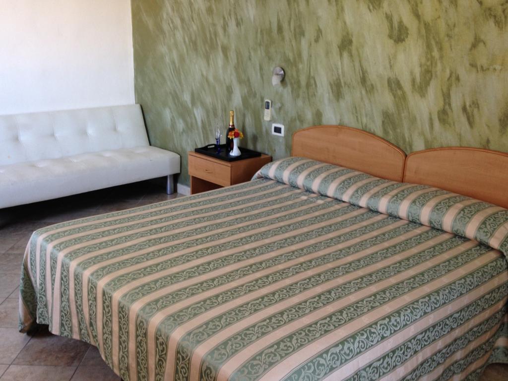 Hotel Belvedere ลัมเปดูซา ภายนอก รูปภาพ